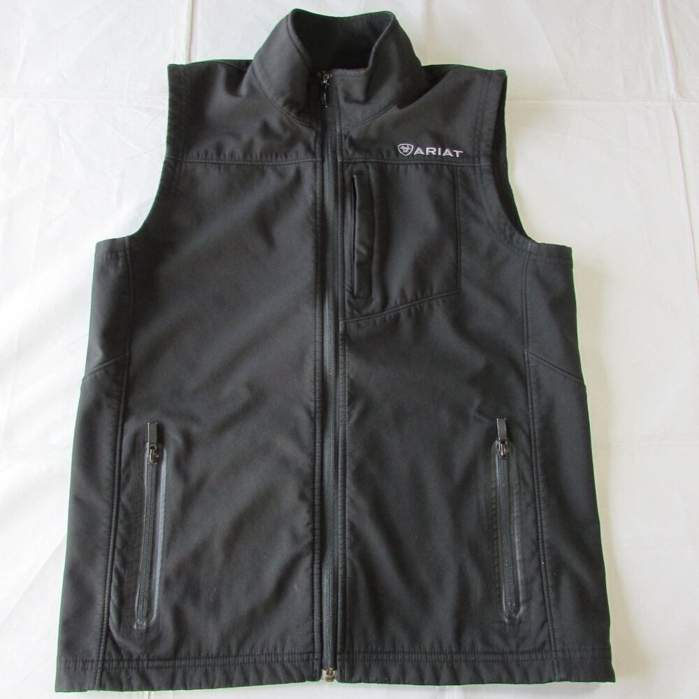 Ariat Boy's LG (14-16) Full Zip Softshell Water Resist Vest Black